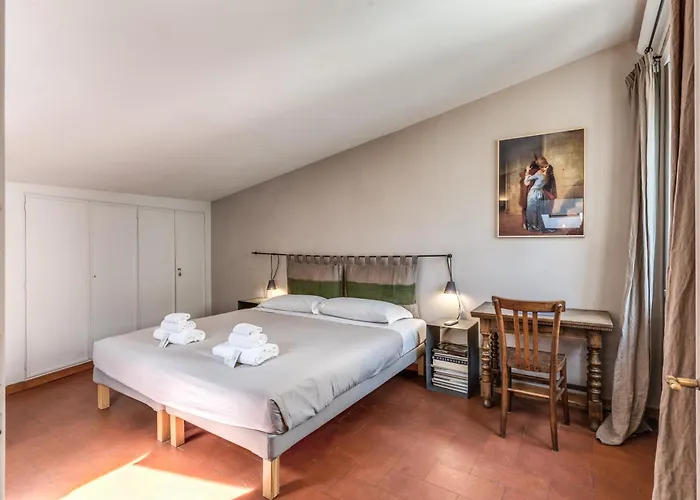 Frangipane Colosseum Apartment *